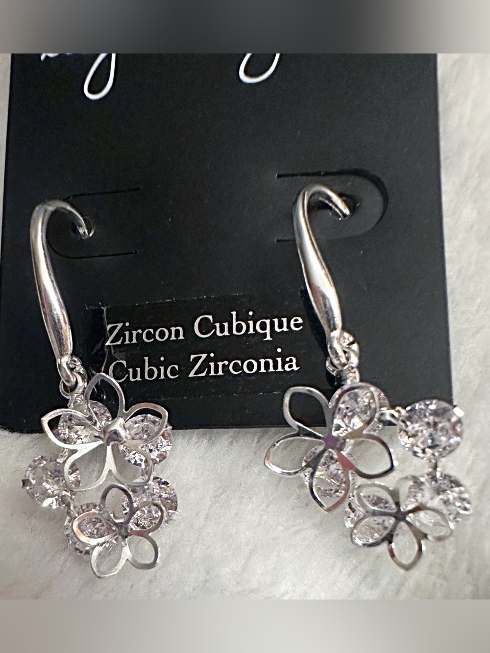 🆕 Cubic Zirconia Silver Floral Drop Earrings